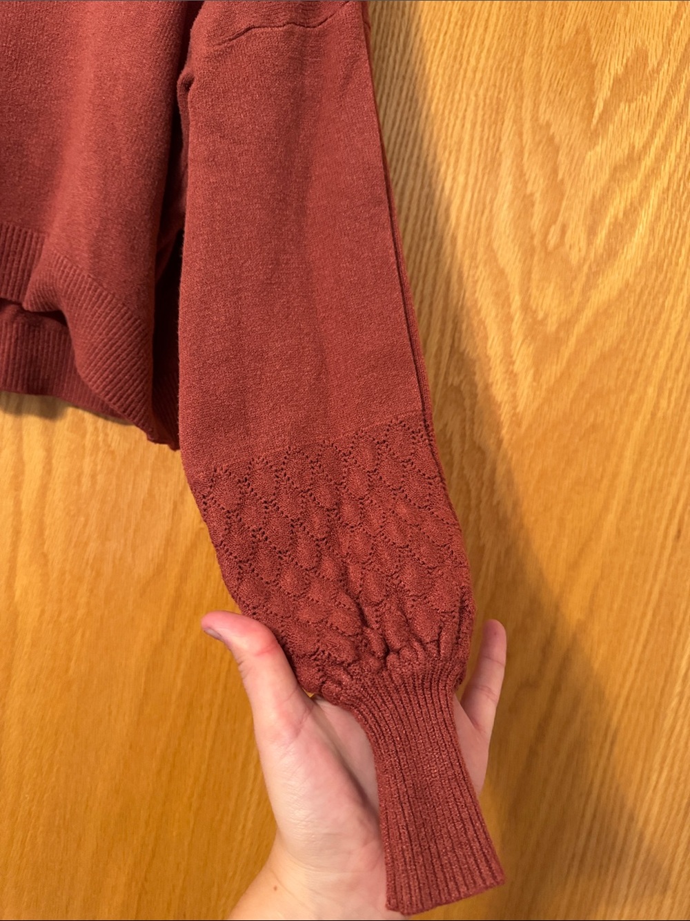 Cropped Long Sleeve Knit Top - Burgundy - Picture 4 of 4